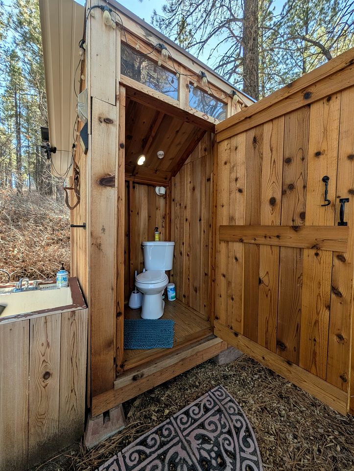 Convertible A-Frame Cabin with Epic Deck Views & Outdoor Shower in Mount Carmel, Utah