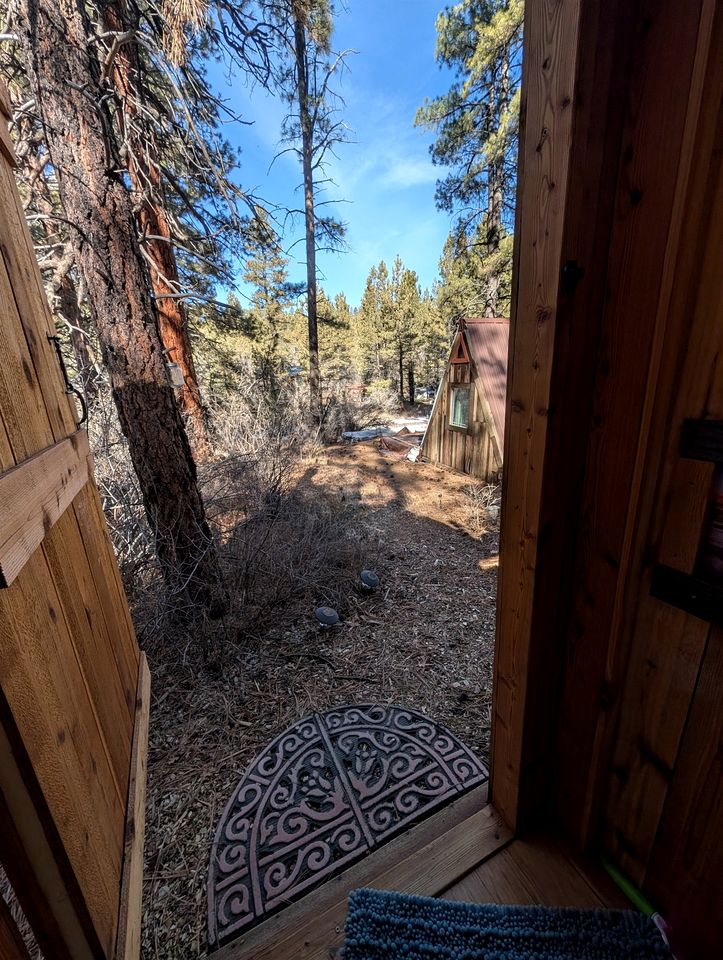 Convertible A-Frame Cabin with Epic Deck Views & Outdoor Shower in Mount Carmel, Utah