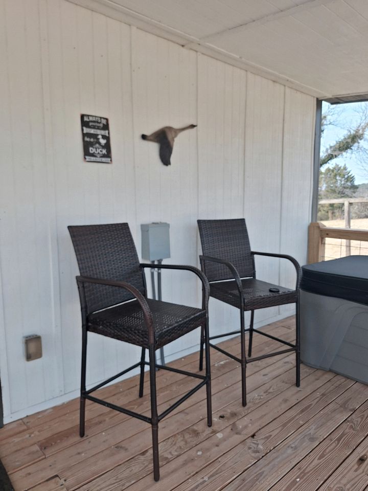 Adventure Basecamp Cottage with Private Hot Tub & Cozy Style in Copperhill, Tennessee