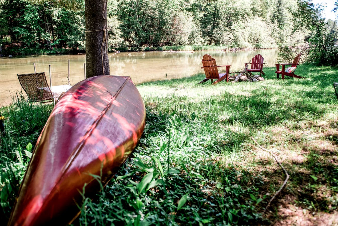 Fantastic Cottage with Fire Pit and River Access in Bellaire, Michigan