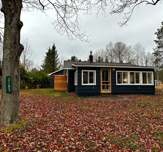 Cottages (United States of America, Bellaire, Michigan)