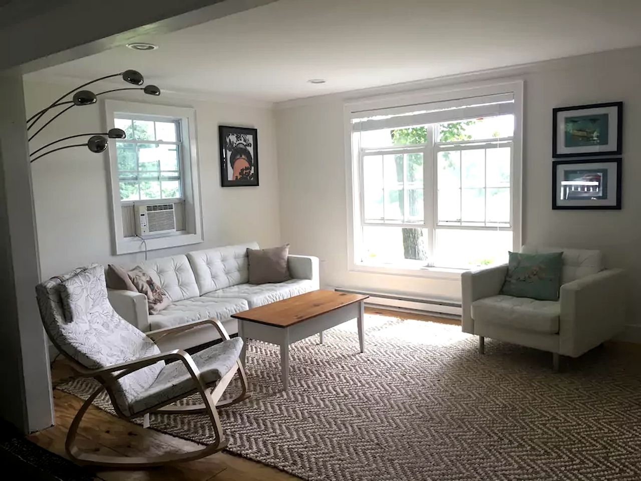 Delightful Family Getaway with a Gorgeous Deck in Washington, Connecticut