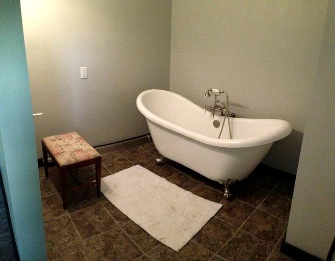 Cottages (Hartville, Missouri, United States)