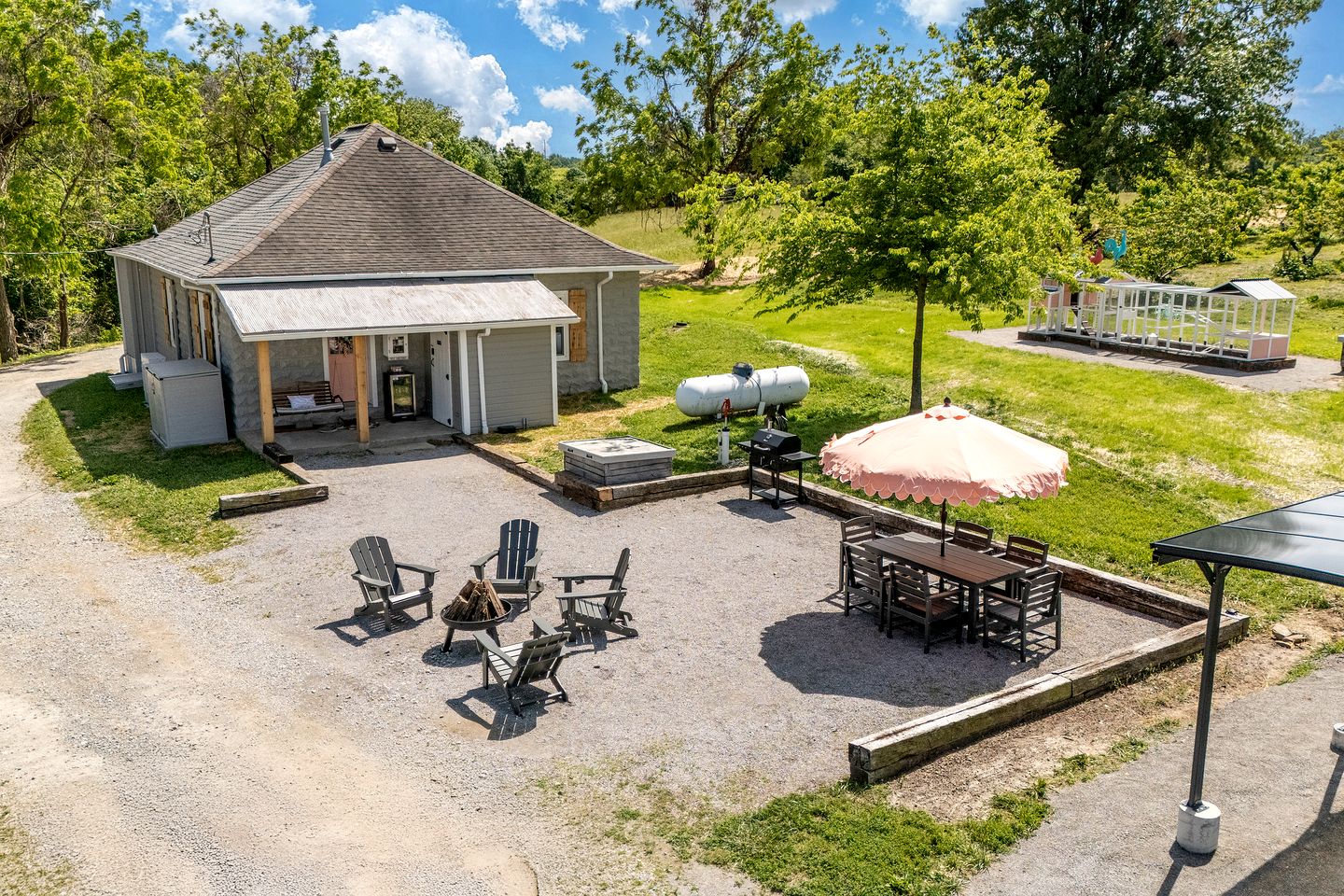 Charming Historic Farm Cottage on 800-Acre Orchard Near Shawnee Wine Trail | Alto Pass, Illinois