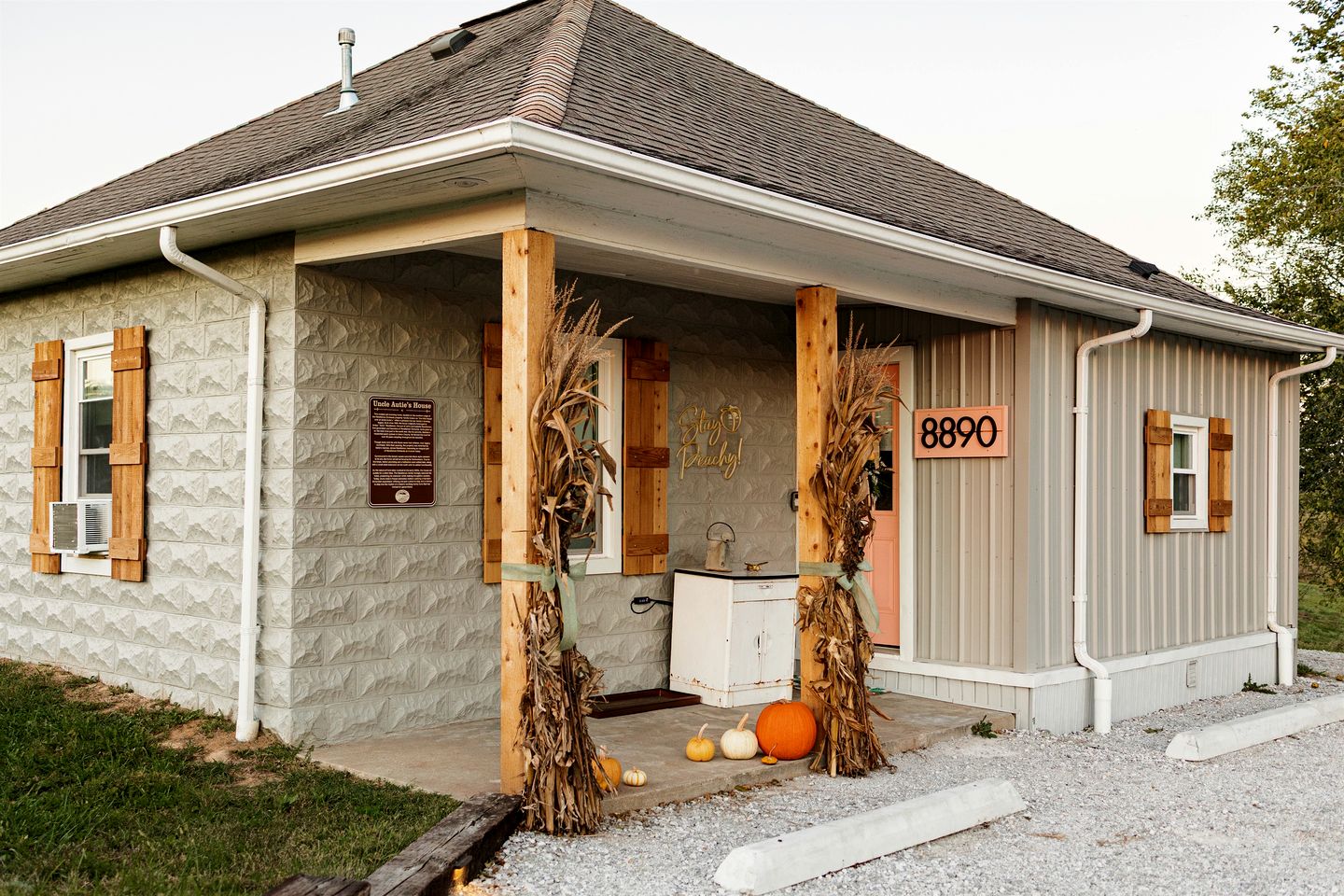 Charming Historic Farm Cottage on 800-Acre Orchard Near Shawnee Wine Trail | Alto Pass, Illinois