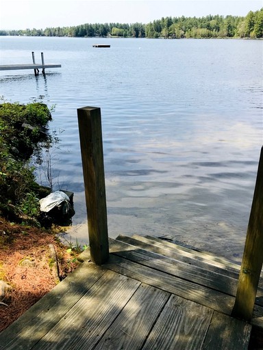 Cottages (United States of America, Raymond, Maine)