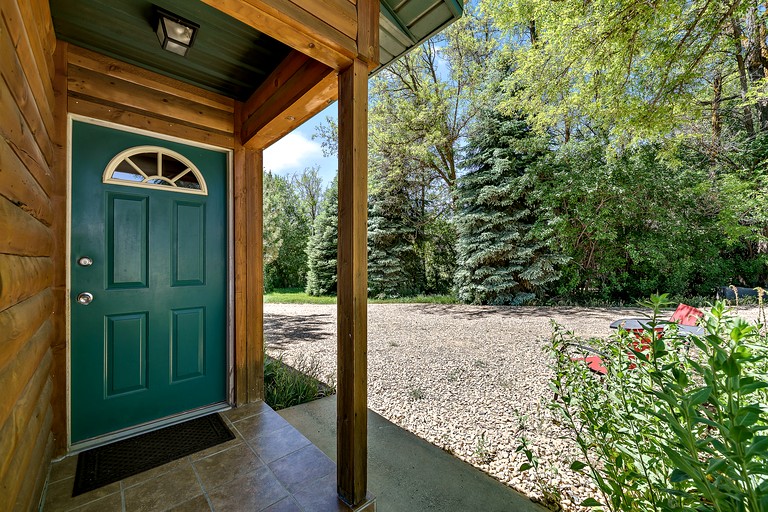 Cabins (United States of America, Mount Camel, Utah)