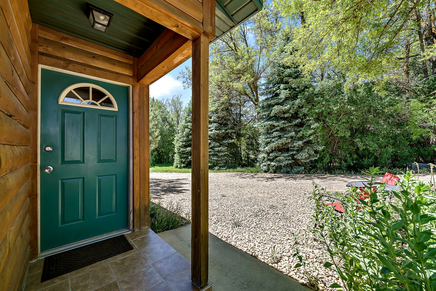 Secluded Wooden Cabin in Mount Camel, Utah