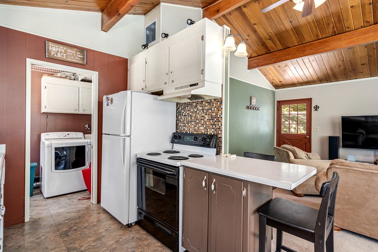 Cabins (United States of America, Groveland, California)