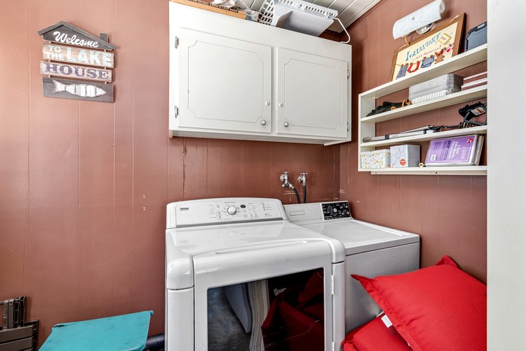 Cabins (United States of America, Groveland, California)