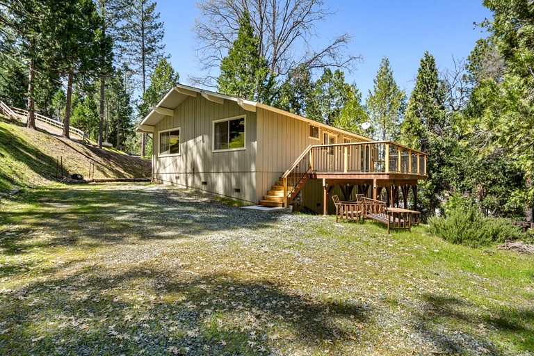 Cabins (United States of America, Groveland, California)