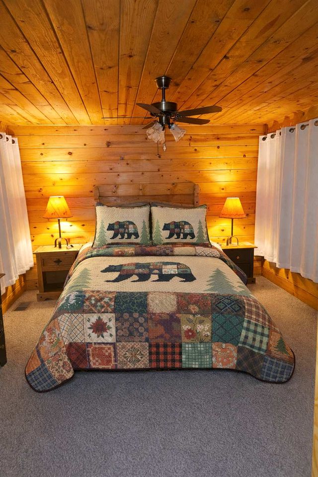 Peaceful Mountain Cabin with Private Lake and Game Room Near Long Barn, California