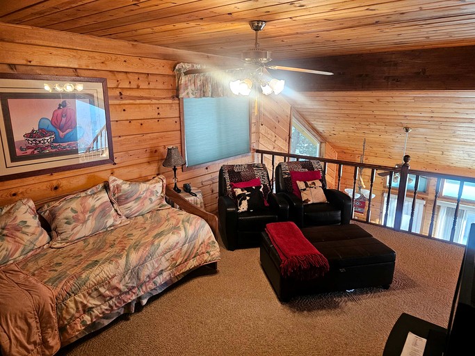 Cabins (United States of America, Long Barn, California)