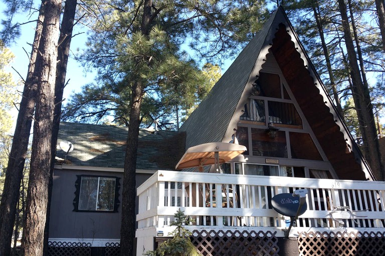 A-Frame Cabins (Flagstaff, Arizona, United States)