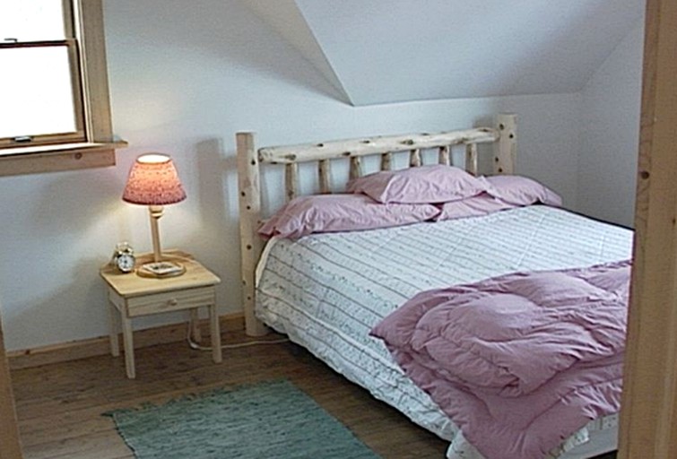 Cabins (Hillsboro, West Virginia, United States)