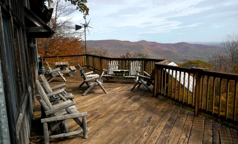 Cabins (Hillsboro, West Virginia, United States)