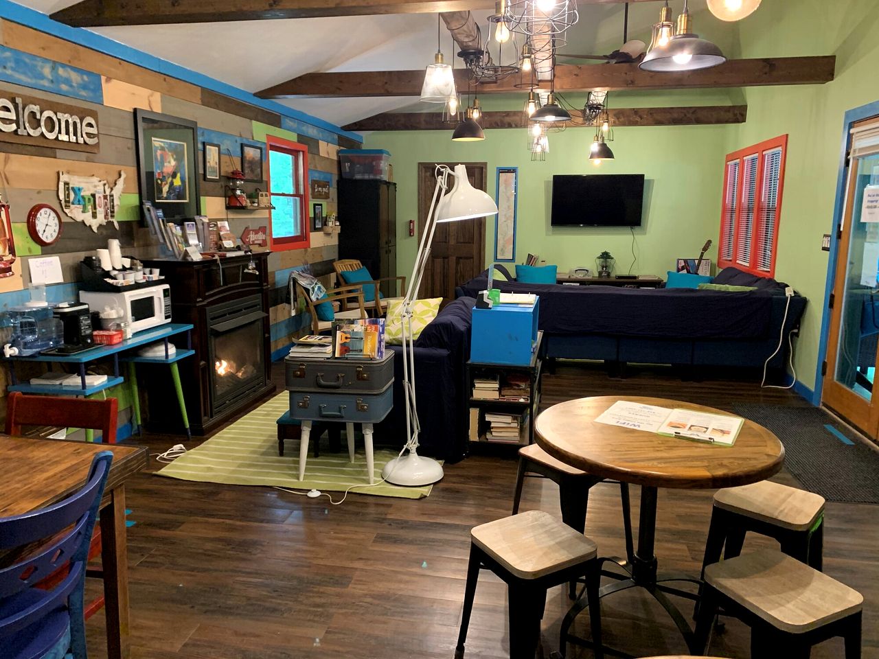 Feel Like Royalty in this Luxurious London Bus near Bryson City, North Carolina