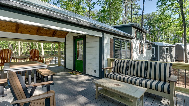 Tiny Houses (United States of America, Menlo, Georgia)