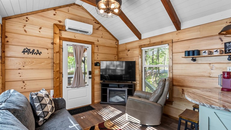 Vacation Rentals (United States of America, Menlo, Georgia)