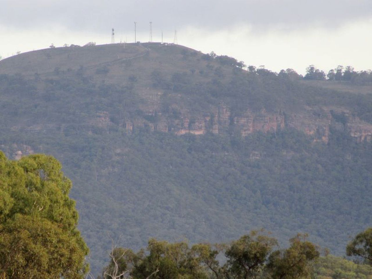 Peaceful Cottage Rental on a Family-Run Farm in Rylstone, New South Wales