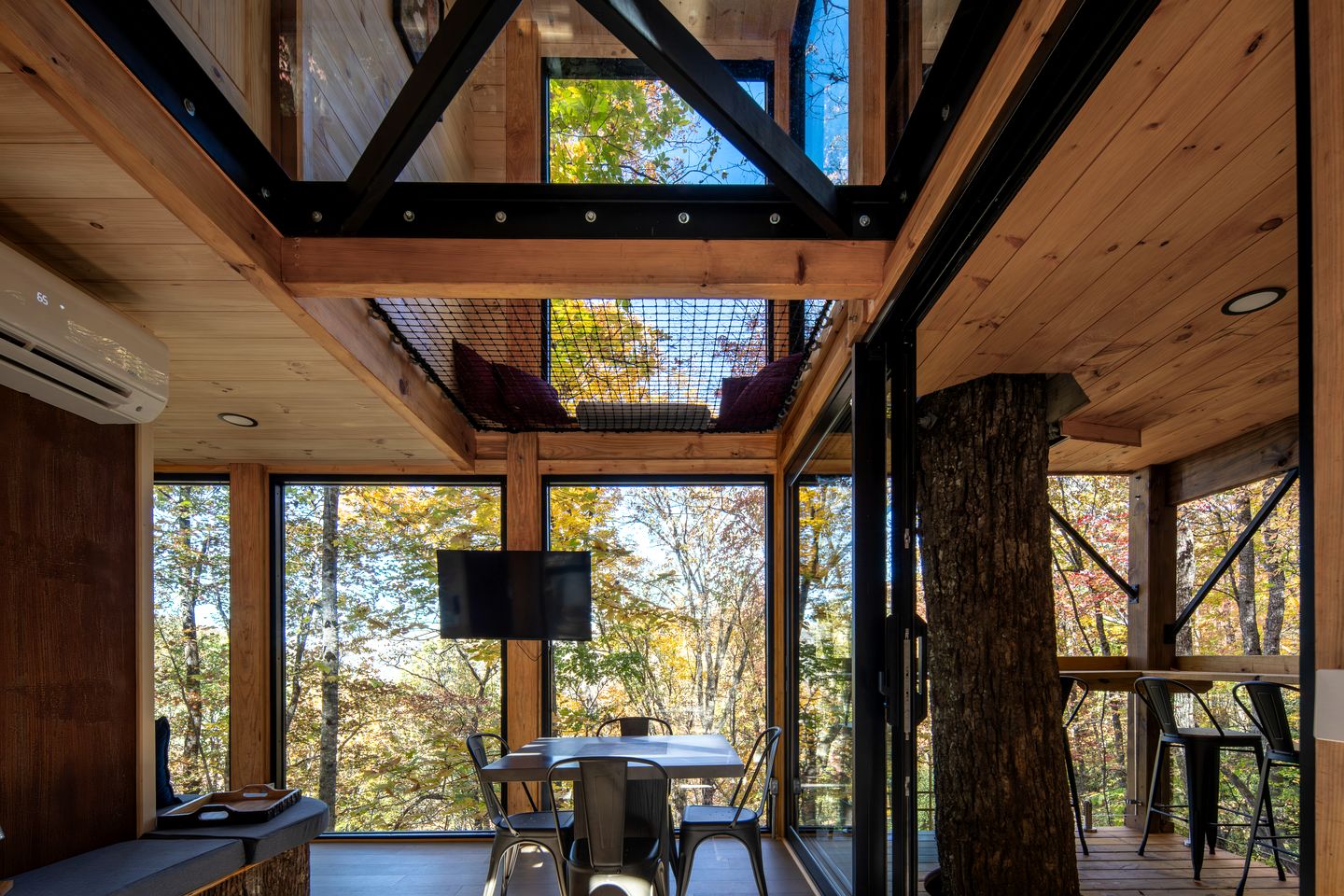 Enchanted Geometric Treehouse with 360° Windows & Hot Tub Near Highlands, NC