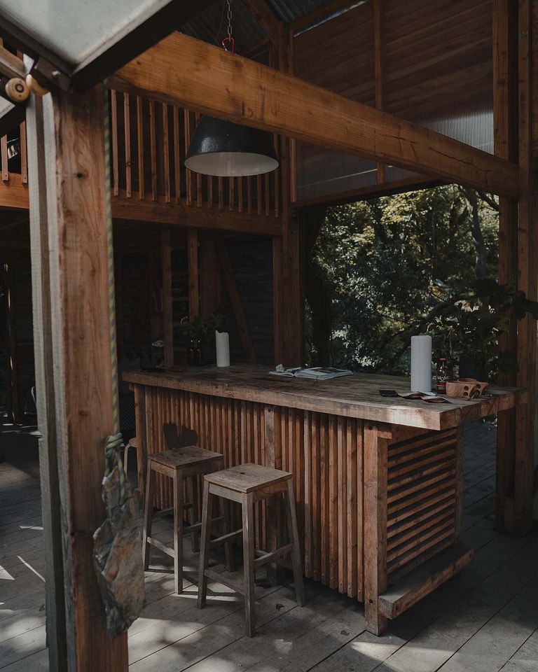Enchanted Woodland Cabin Haven near Tintagel Waterfall in Cornwall