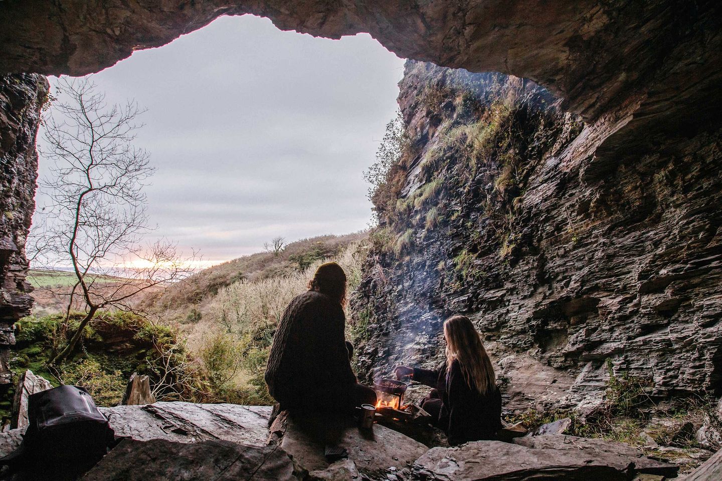 Enchanted Woodland Cabin Haven near Tintagel Waterfall in Cornwall
