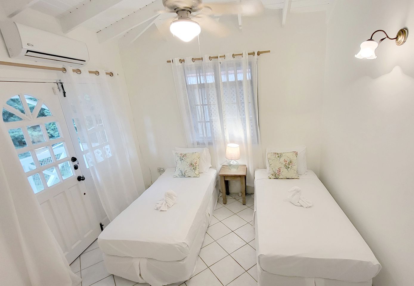 Tropical Villa Retreat with Stunning Sea Views, Private Pool, and Lush Gardens in Marisule, St. Lucia