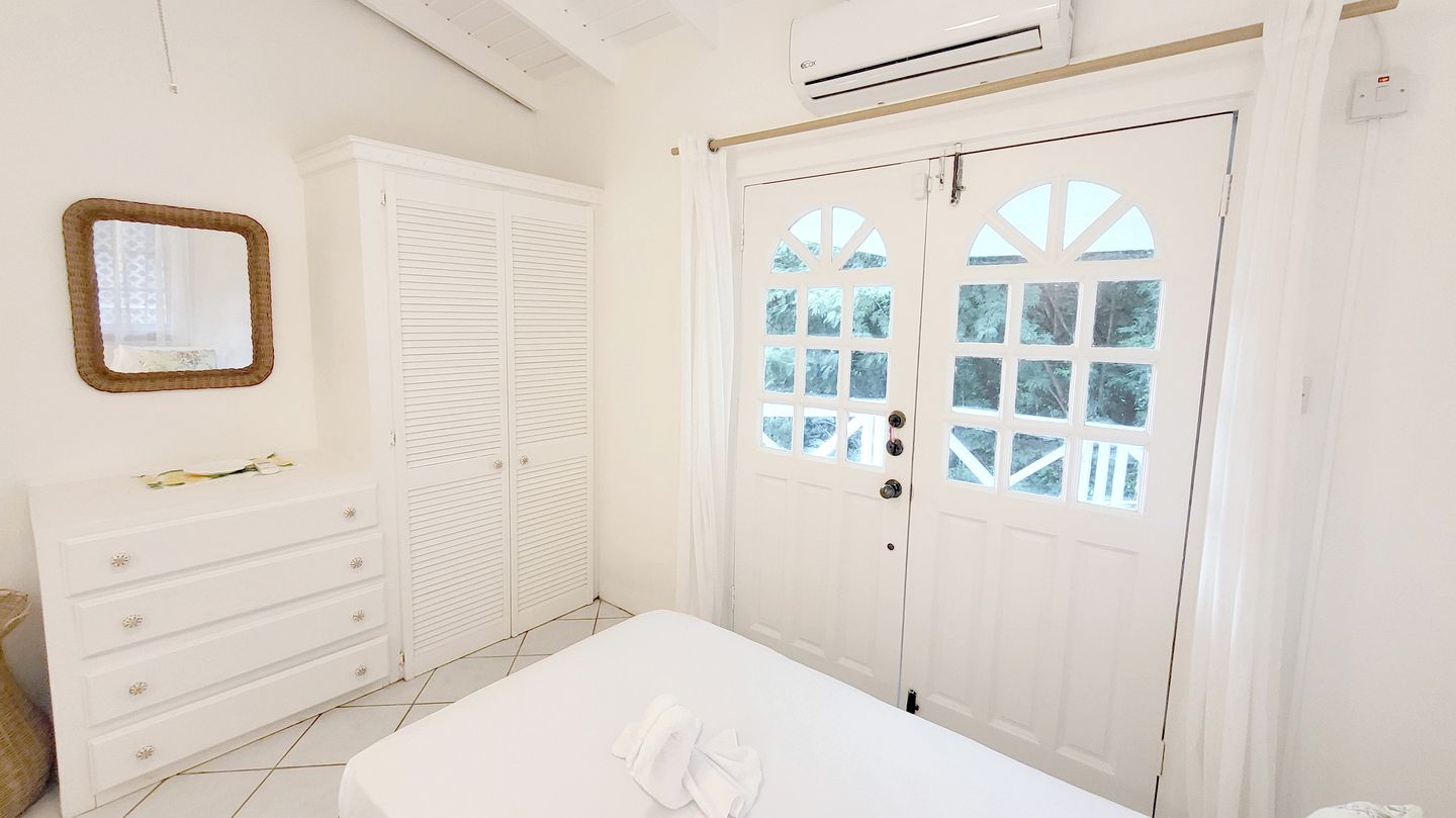 Tropical Villa Retreat with Stunning Sea Views, Private Pool, and Lush Gardens in Marisule, St. Lucia