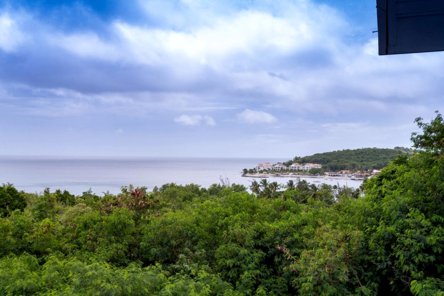 Tropical Villa Retreat with Stunning Sea Views, Private Pool, and Lush Gardens in Marisule, St. Lucia