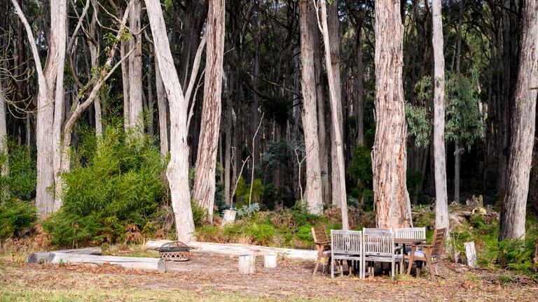 Cottages (Australia, Wheatsheaf, Victoria)