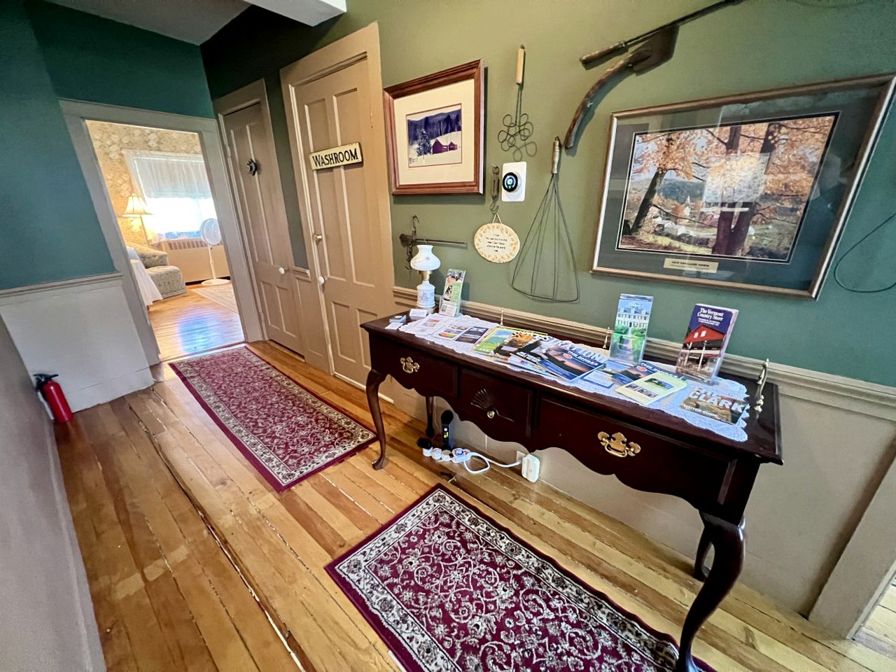 Unique Cottage with Great Surroundings in Sunderland, Vermont