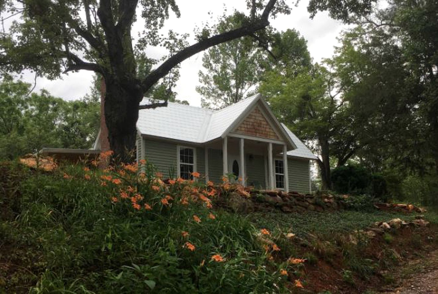 Secluded and Historic 1890s Cottage near the Blue Ridge Mountains, North Carolina