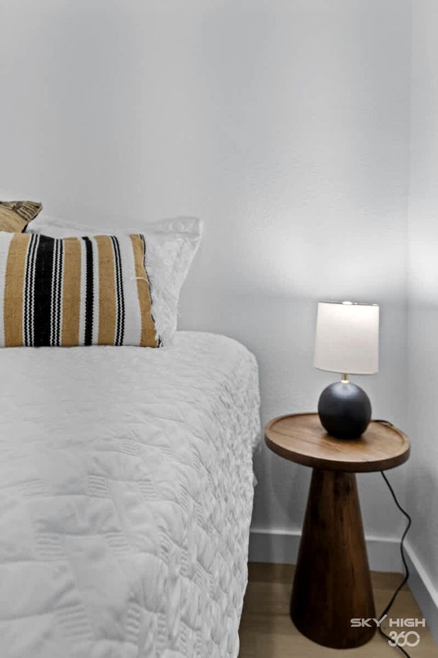 Stylish Tiny Home with Open Concept near Downtown Decatur and Bentonville, Arkansas