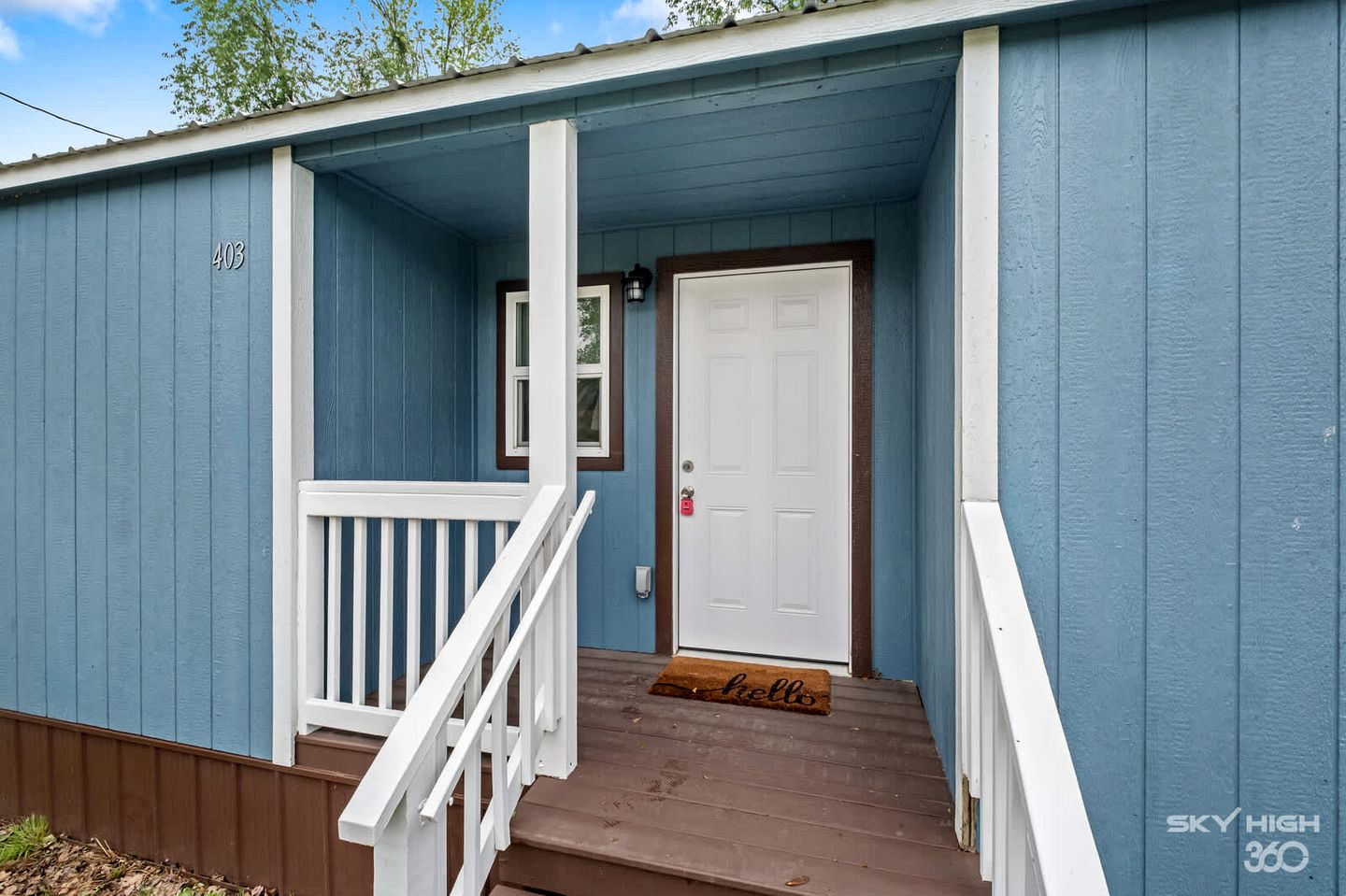 Stylish Tiny Home with Open Concept near Downtown Decatur and Bentonville, Arkansas