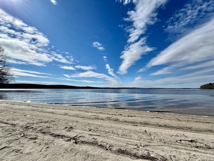 Cabins (United States of America, Burnham, Maine)