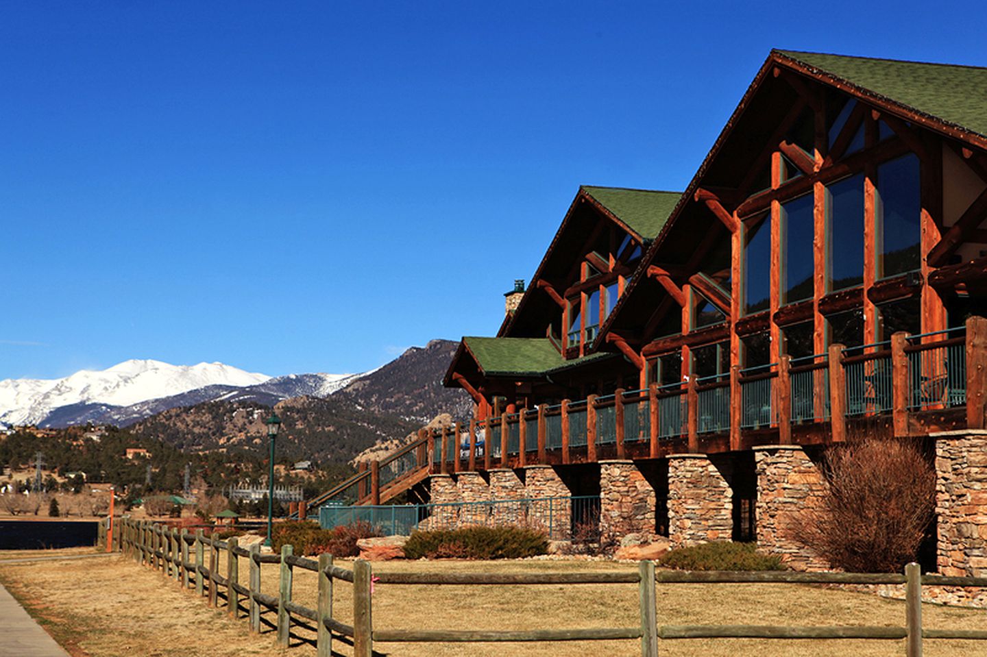 HandicapAccessible Suite in Estes Park, Colorado