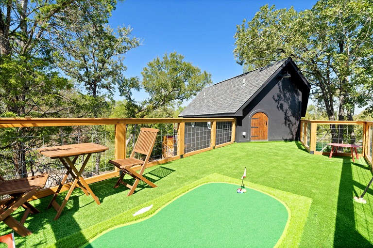 Domes (United States of America, Elgin, Texas)