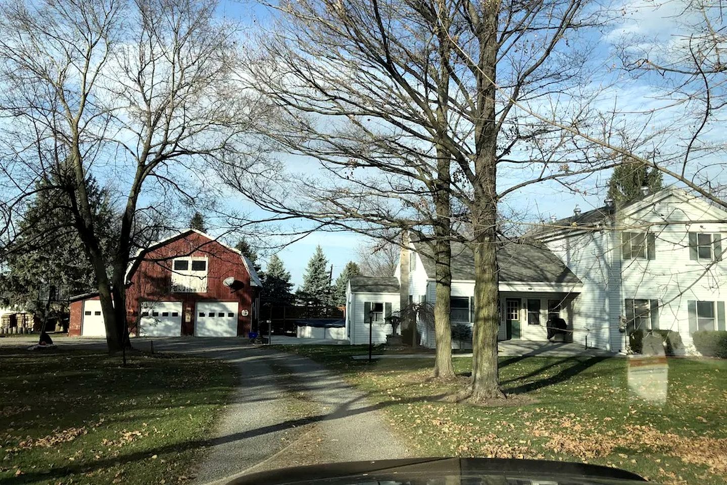 Restored Farmhouse with Hot-Tub in Penn Yan, New York