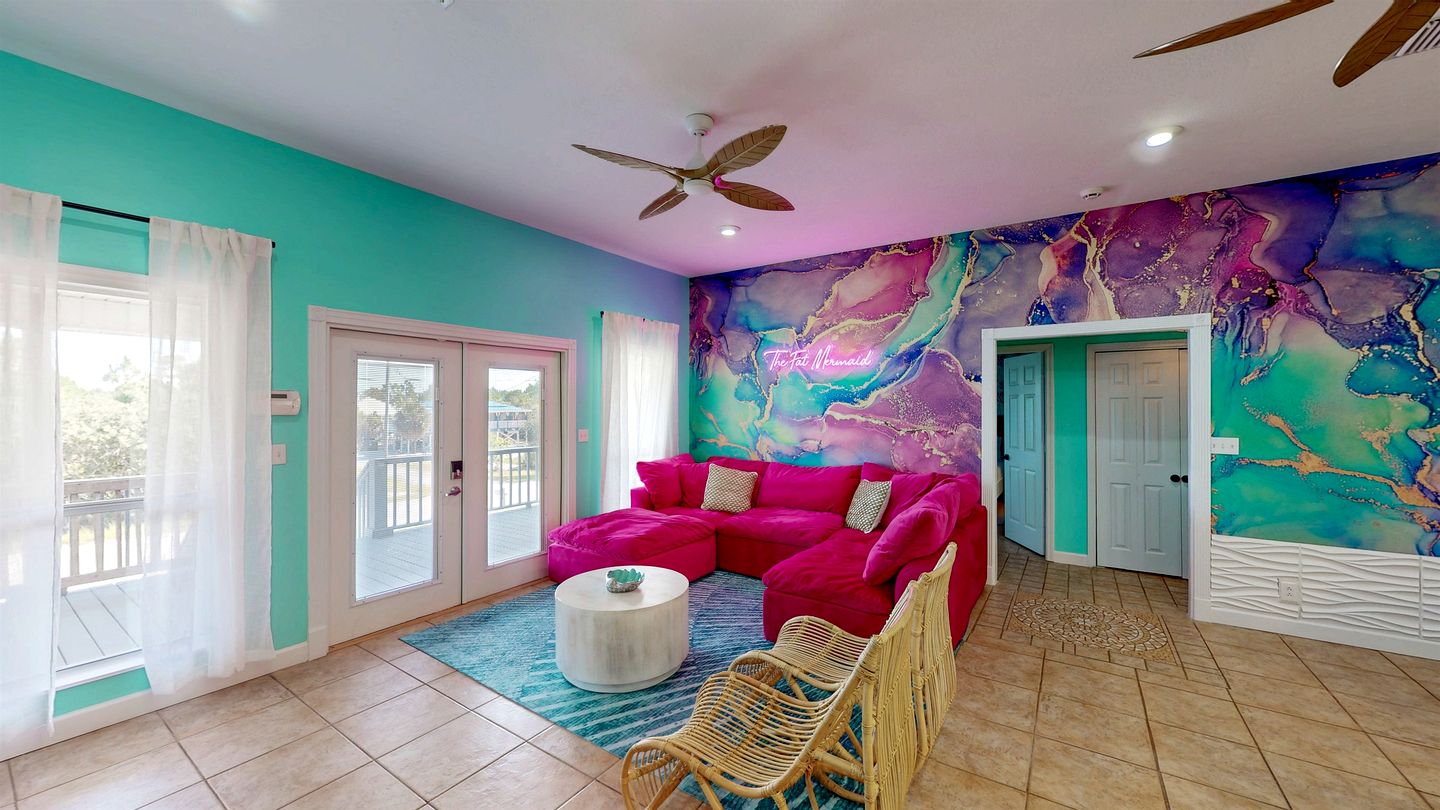 Charming Beachside Home with Private Patio & Dog-Friendly Policy near Surfside Shores, Gulf Shores, AL