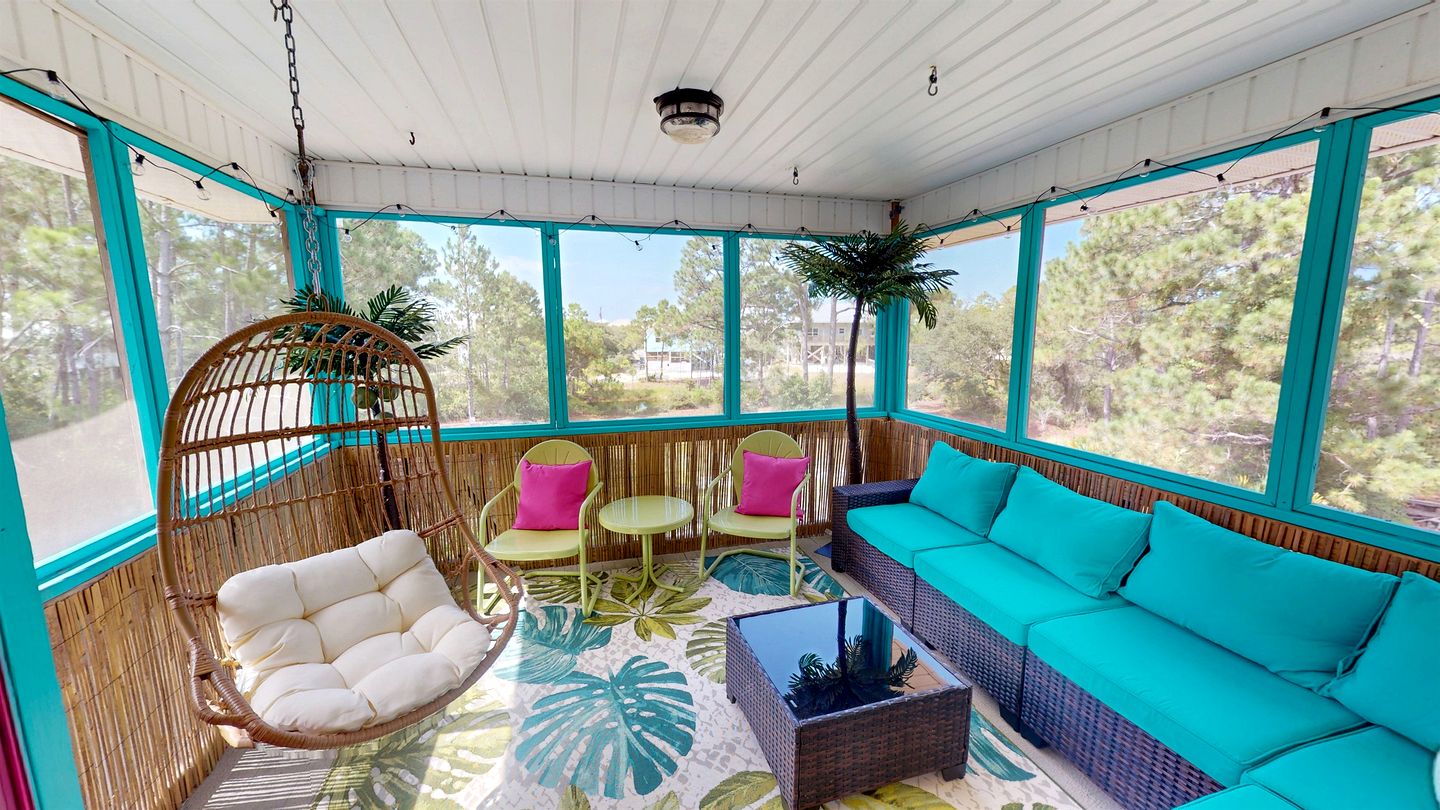 Charming Beachside Home with Private Patio & Dog-Friendly Policy near Surfside Shores, Gulf Shores, AL