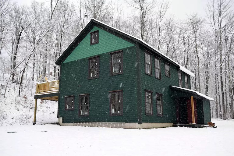 Cabins (Huntington, Vermont, United States)