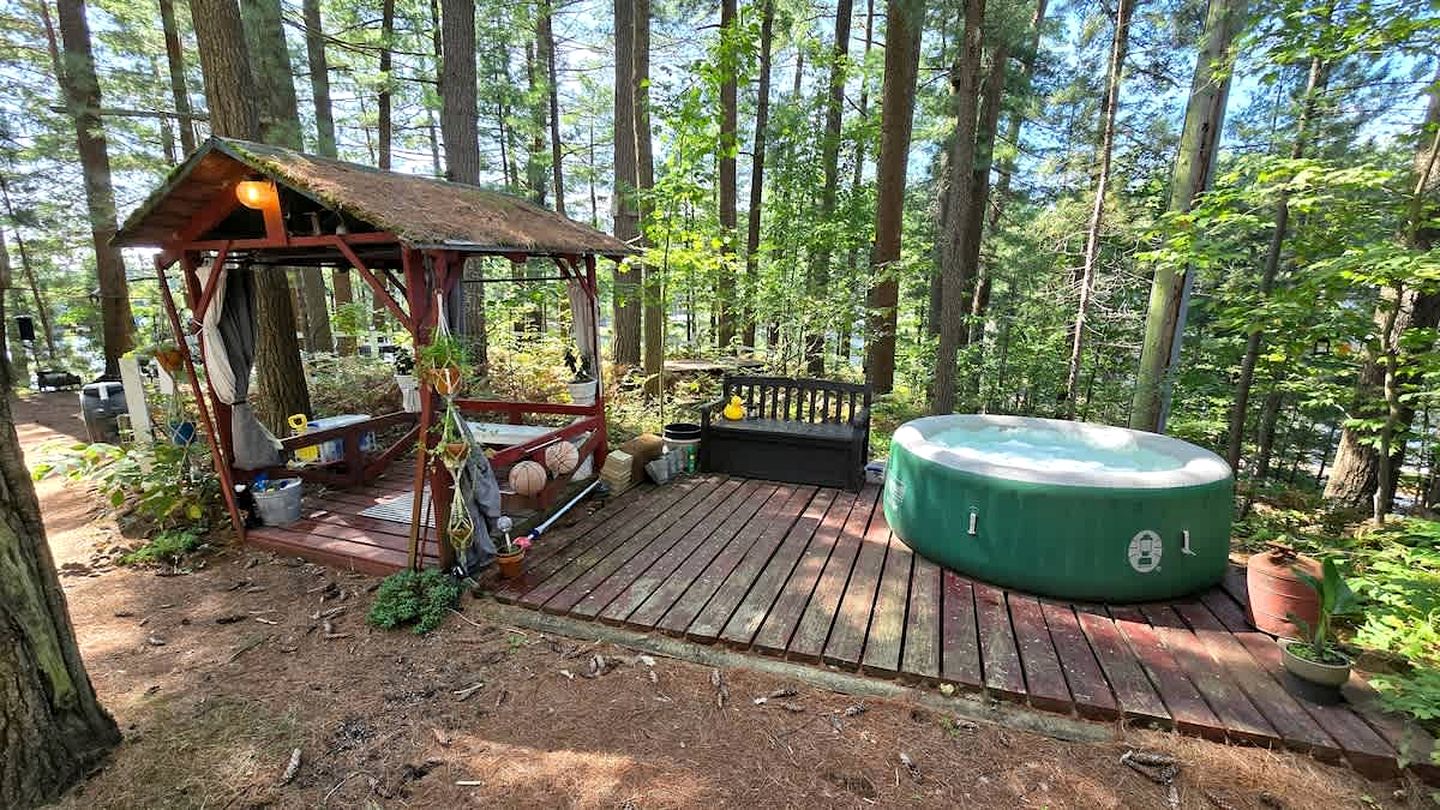 Unique Floating Home on Private Island for a Memorable Romantic Escape on Brantingham Lake, New York