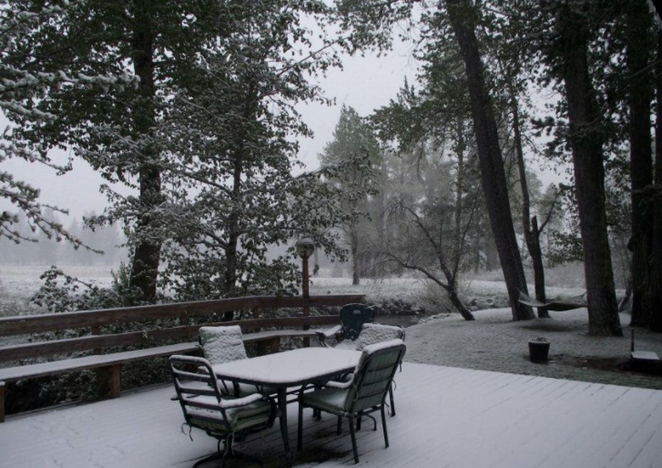 All-Inclusive Two-Story Ranch Cabin on the Banks of Antelope Lake, Northern California