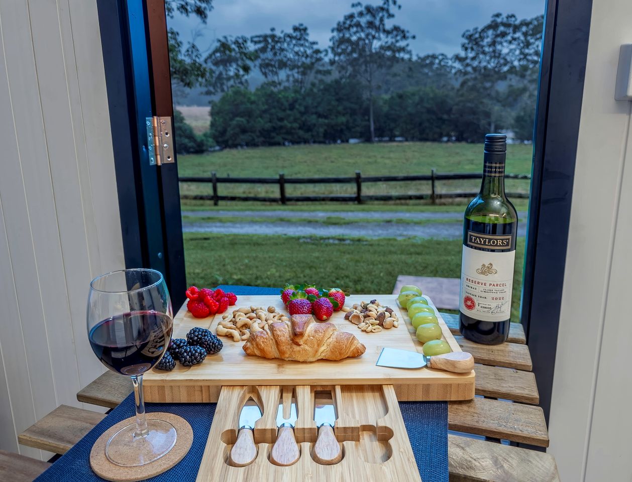 Picturesque Secluded Tiny House in Bullahdelah, New South Wales