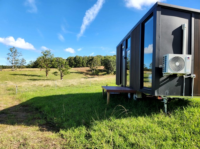 Tiny Houses (Australia, Boolambayte, New South Wales)