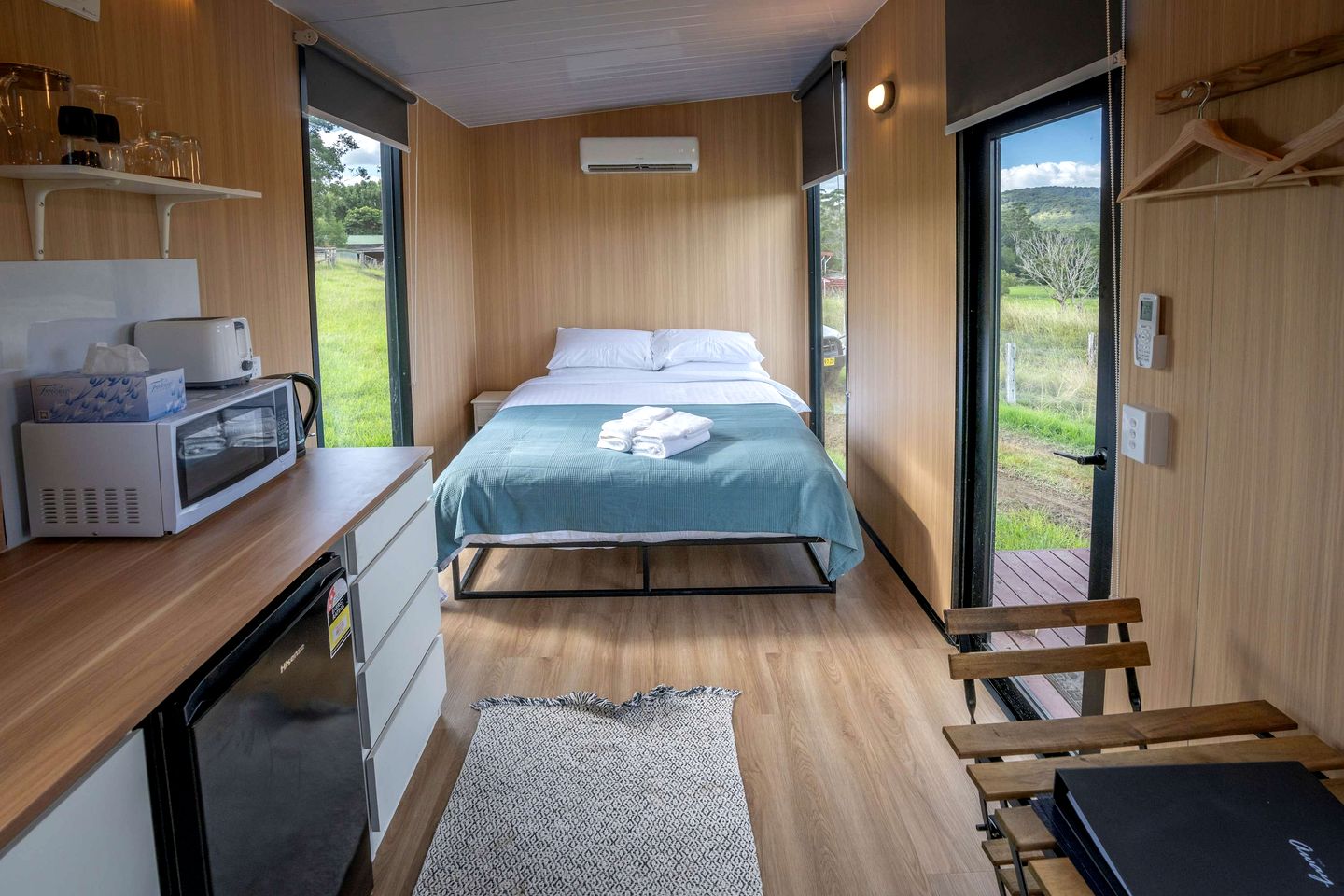Tranquil Tiny House Retreat with Mountain Views near Bulahdelah, Barrington Coast NSW