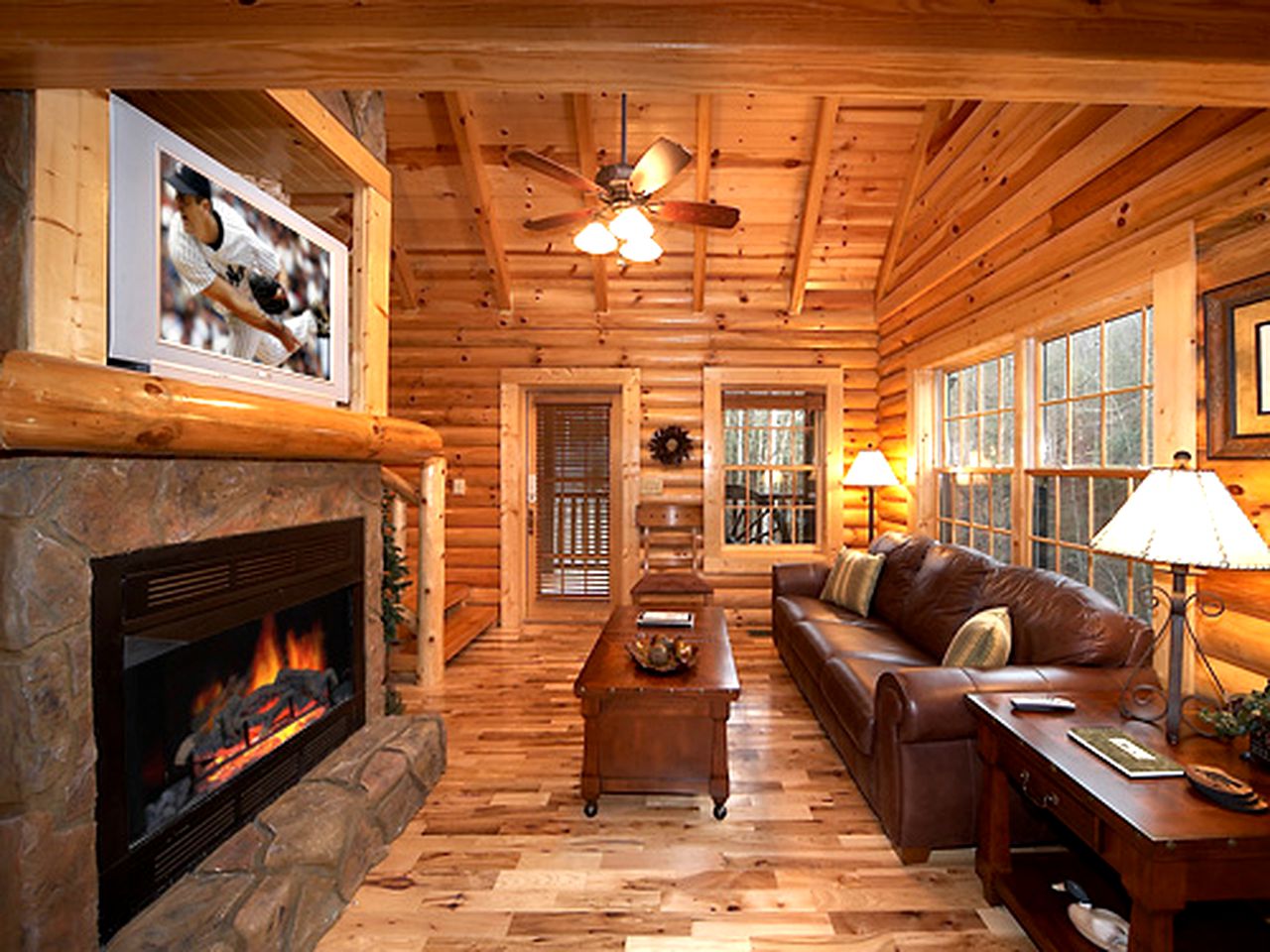 Gorgeous Log Cabin in Gatlinburg for a Tennessee Vacation
