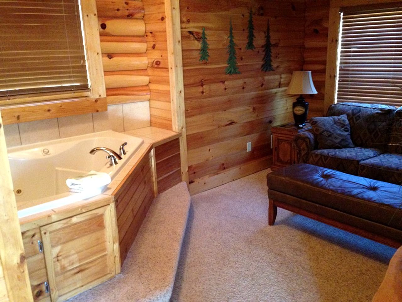 Gorgeous Log Cabin in Gatlinburg for a Tennessee Vacation