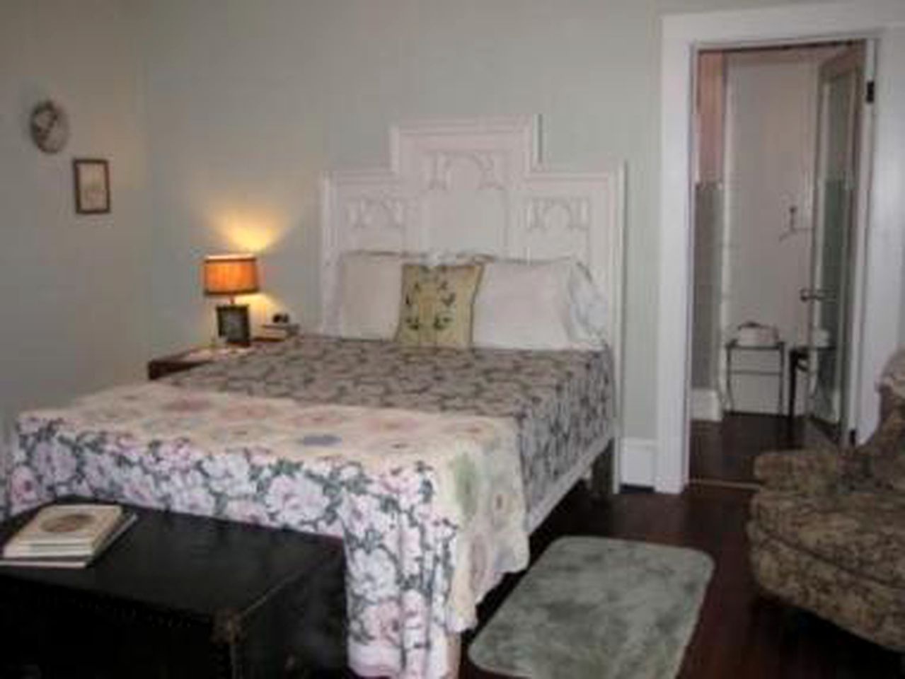 Cozy Bed and Breakfast Suite near Smith Mountain Lake in Bedford, Virginia